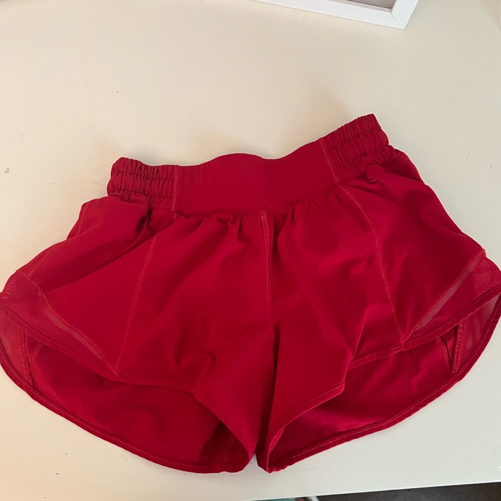 red lululemon hotty hot shorts